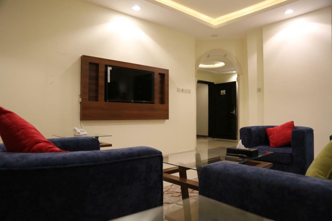 マディーナ Reef Al Madina Furnished Unitsアパートホテル エクステリア 写真