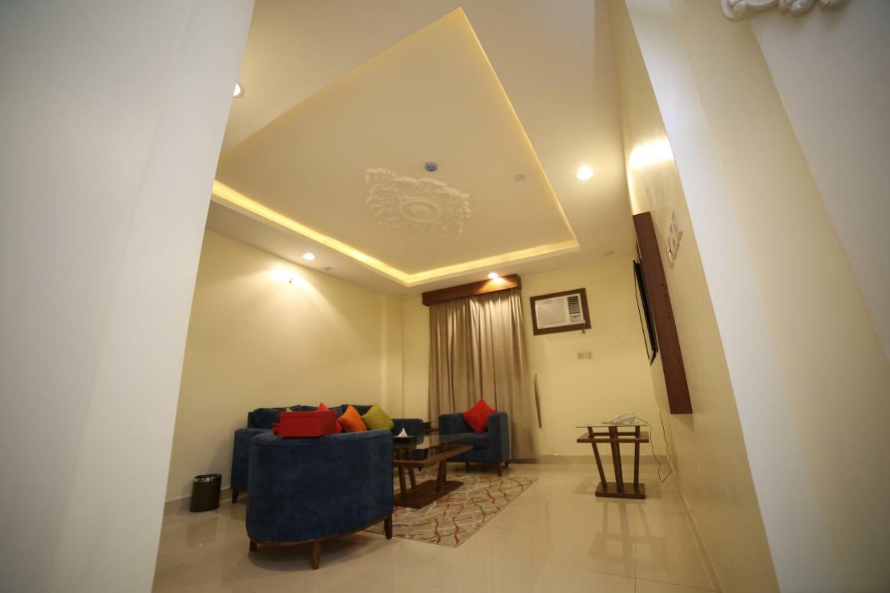 マディーナ Reef Al Madina Furnished Unitsアパートホテル エクステリア 写真