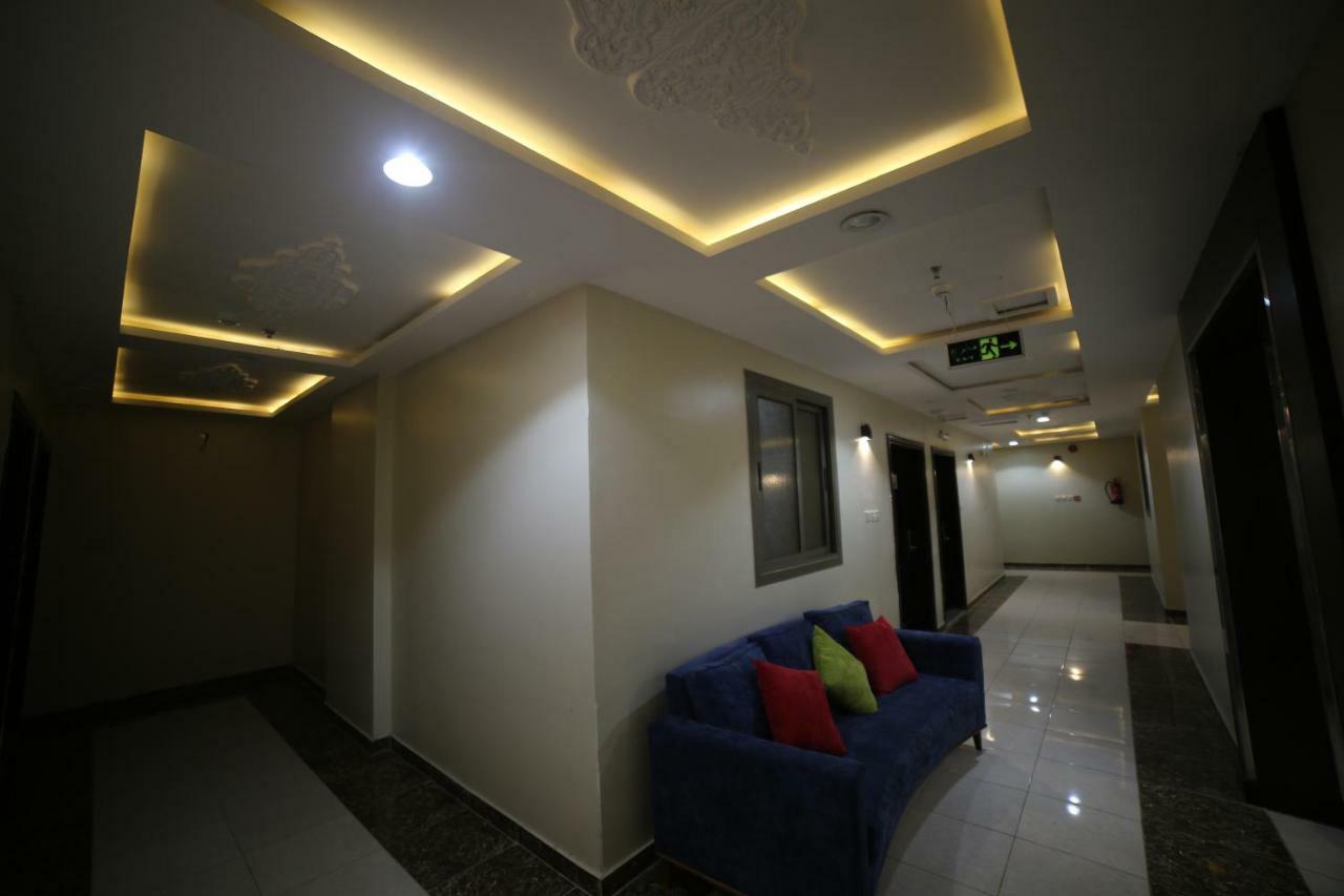 マディーナ Reef Al Madina Furnished Unitsアパートホテル エクステリア 写真