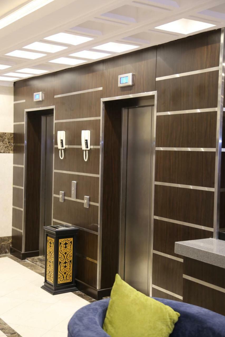 マディーナ Reef Al Madina Furnished Unitsアパートホテル エクステリア 写真